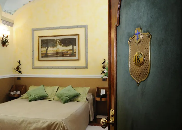 Farnese Hotel Rome