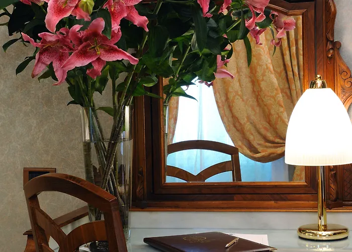 Hotel Farnese Rome