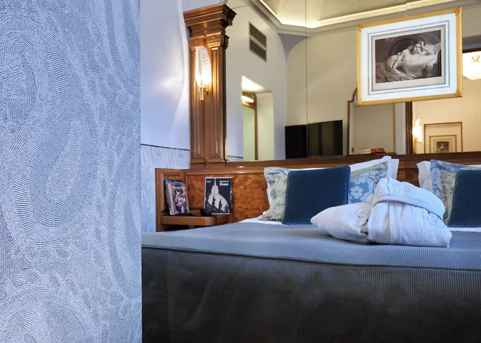 Hotel Farnese Rome