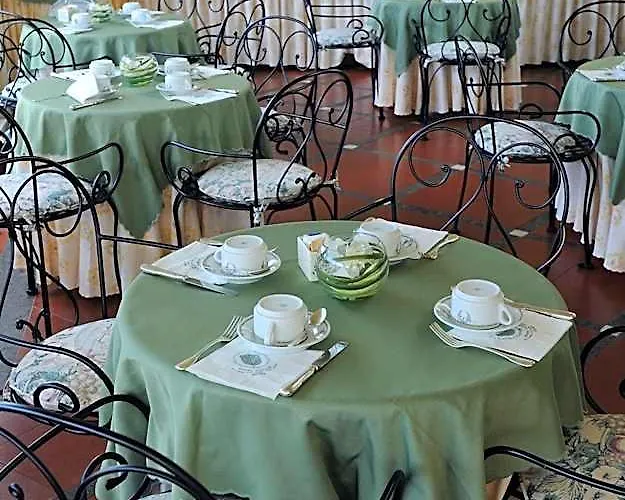 Farnese Hotel 4*