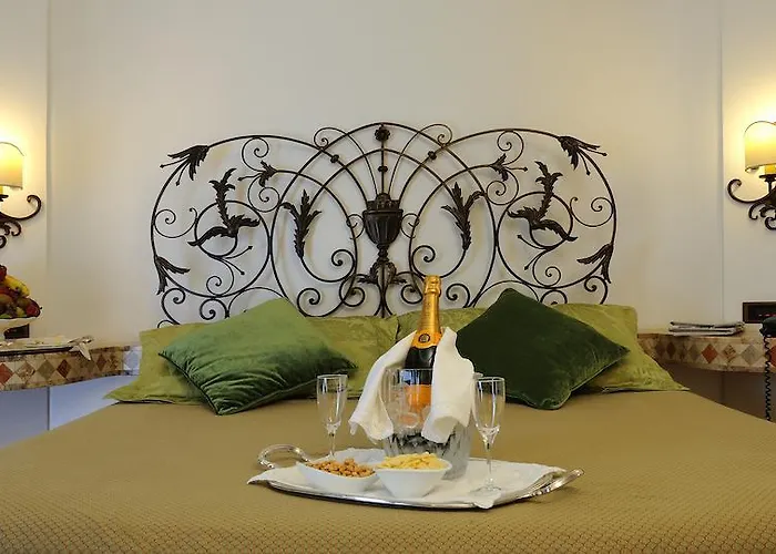 Farnese 4* Rome